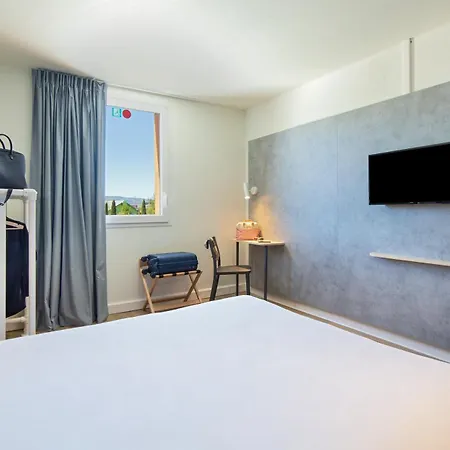 Ibis Budget Valence Nord Plateau Des Couleures Hotel