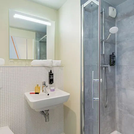 Ibis Budget Valence Nord Plateau Des Couleures Hotel