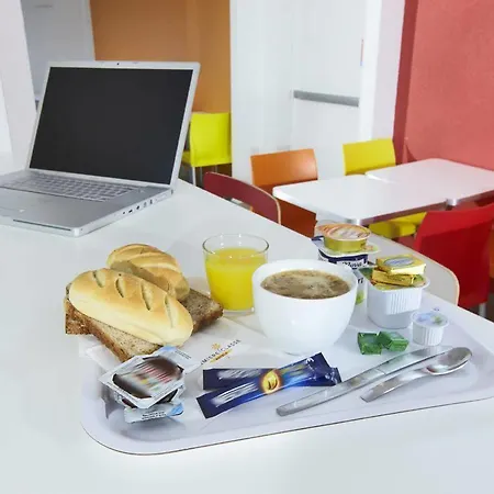 Hotell Ibis Budget Valence Nord Plateau Des Couleures 2*